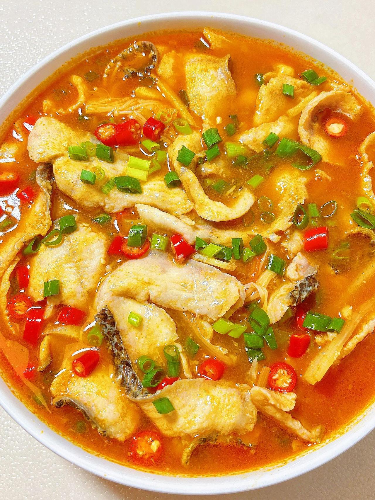 巨下饭的贵州红酸汤鱼片做法，超级简单快手

宝子们晚上好！今天给大家分享个贵州口