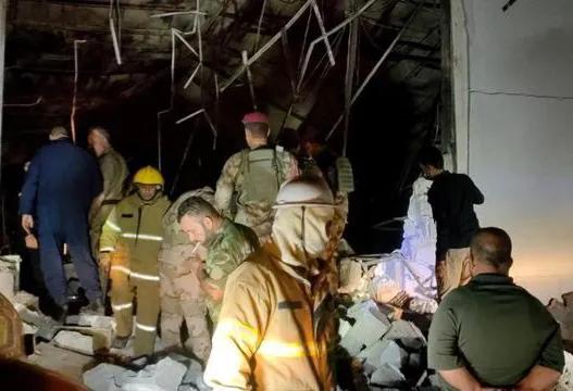伊拉克一场婚礼造成重大人员伤亡：114人死亡，约200人受伤。
原因是因燃放烟花