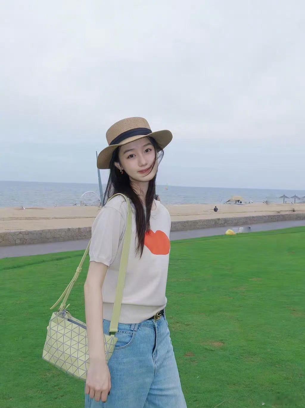 纪姿含中戏报到vlog梦回《甄嬛传》！当年可爱的温宜公主纪姿含，正式走进中戏。v