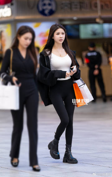 小姐姐好身材~