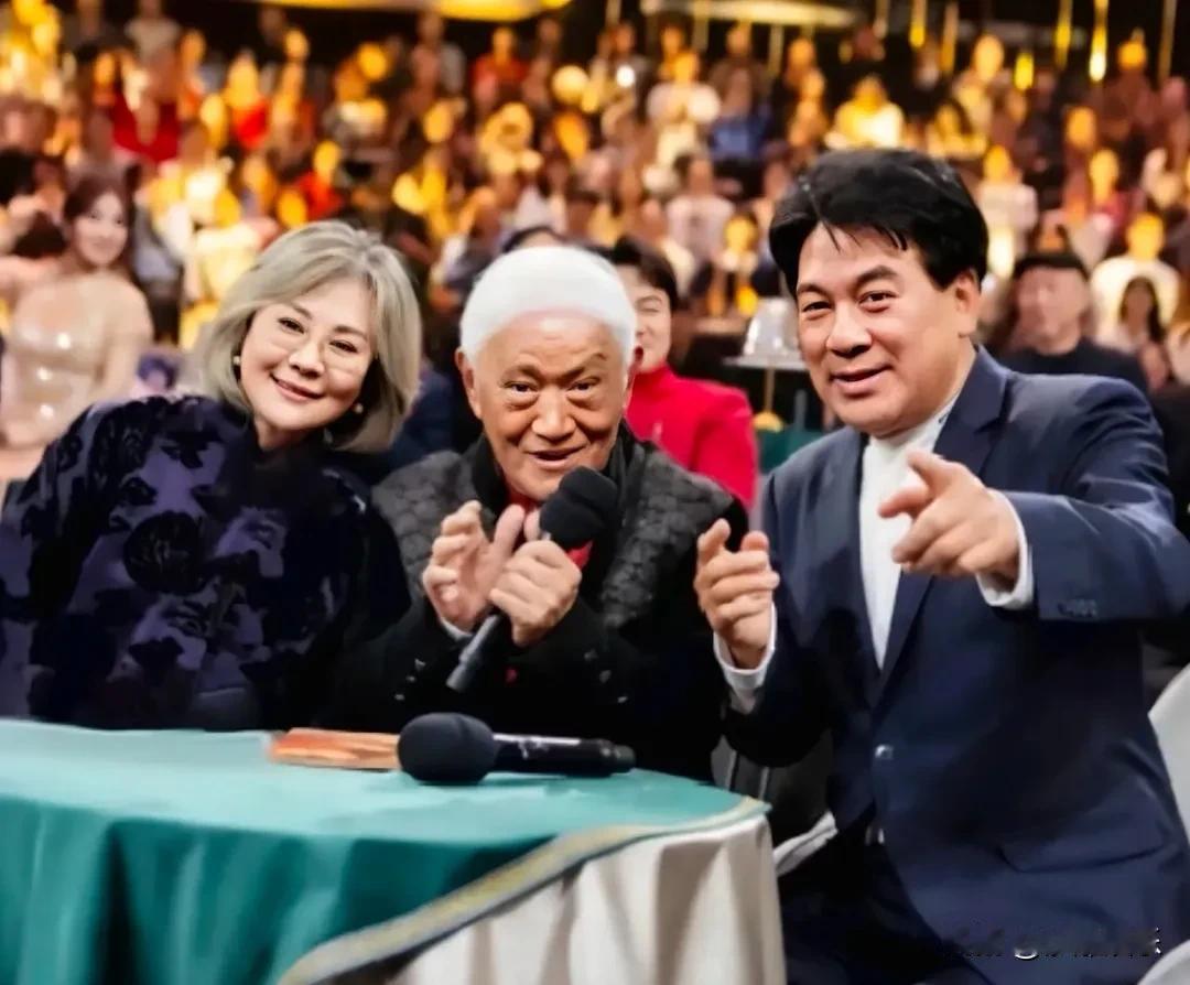 40年后“补办婚礼”！牛犇一句台词，让朱时茂丛珊哭惨了

昨晚看电视，我一个大老