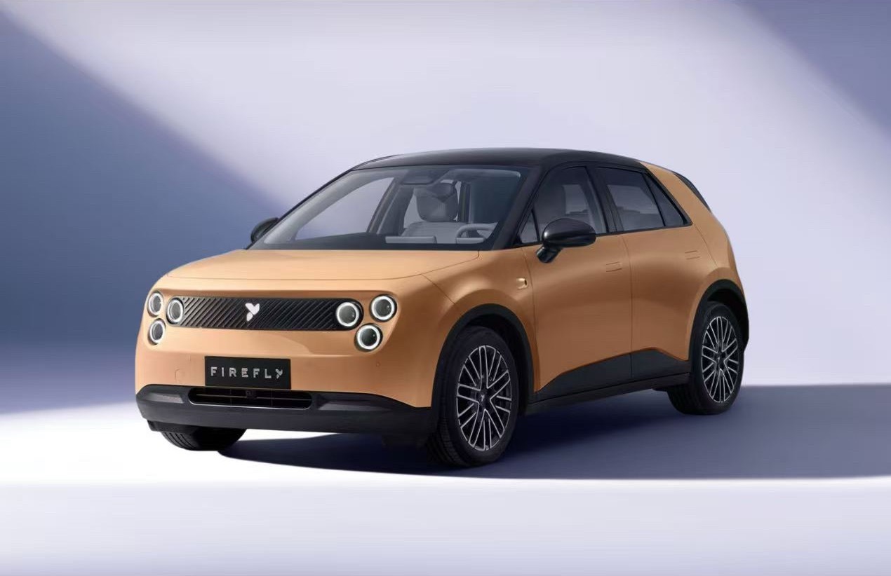 firefly萤火虫 日前，新款firefly萤火虫上市，新车仍然推出自在款、发