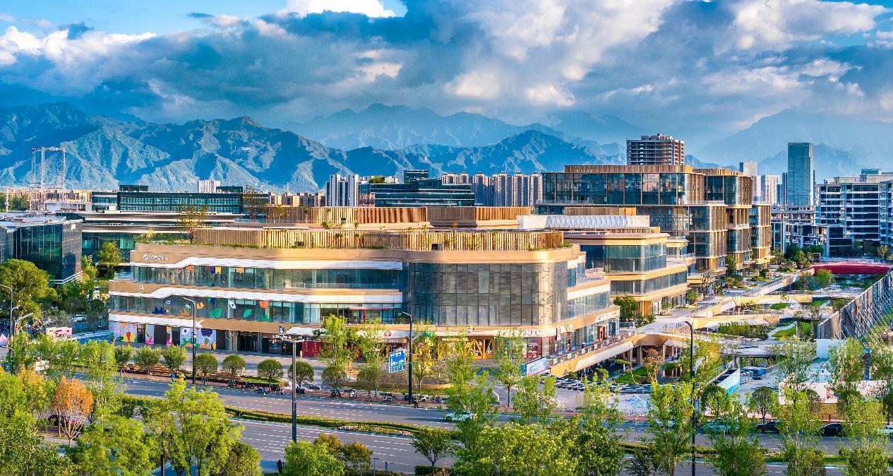 西安人，高新三期这个巨无霸「宝藏新地标」要藏不住了！就在未来之瞳“瞳心”边，一个