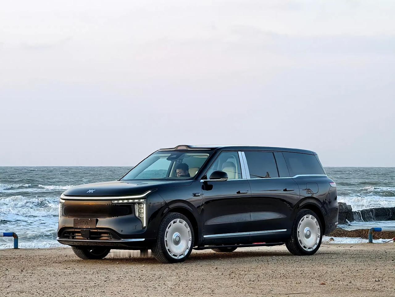 上个月多个新能源品牌都创造了新销售记录，智己也创造了新的销售记录，官宣交付数据为