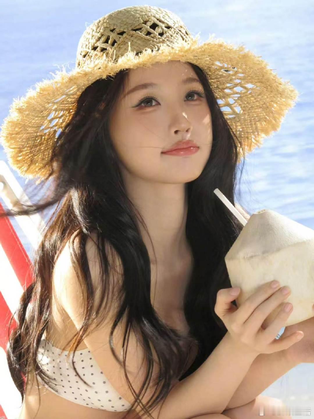 虞书欣下沉市场虞书欣的腰虞书欣的腰细得犯规，实力圈粉人缘拉满，下沉市场全是她的人