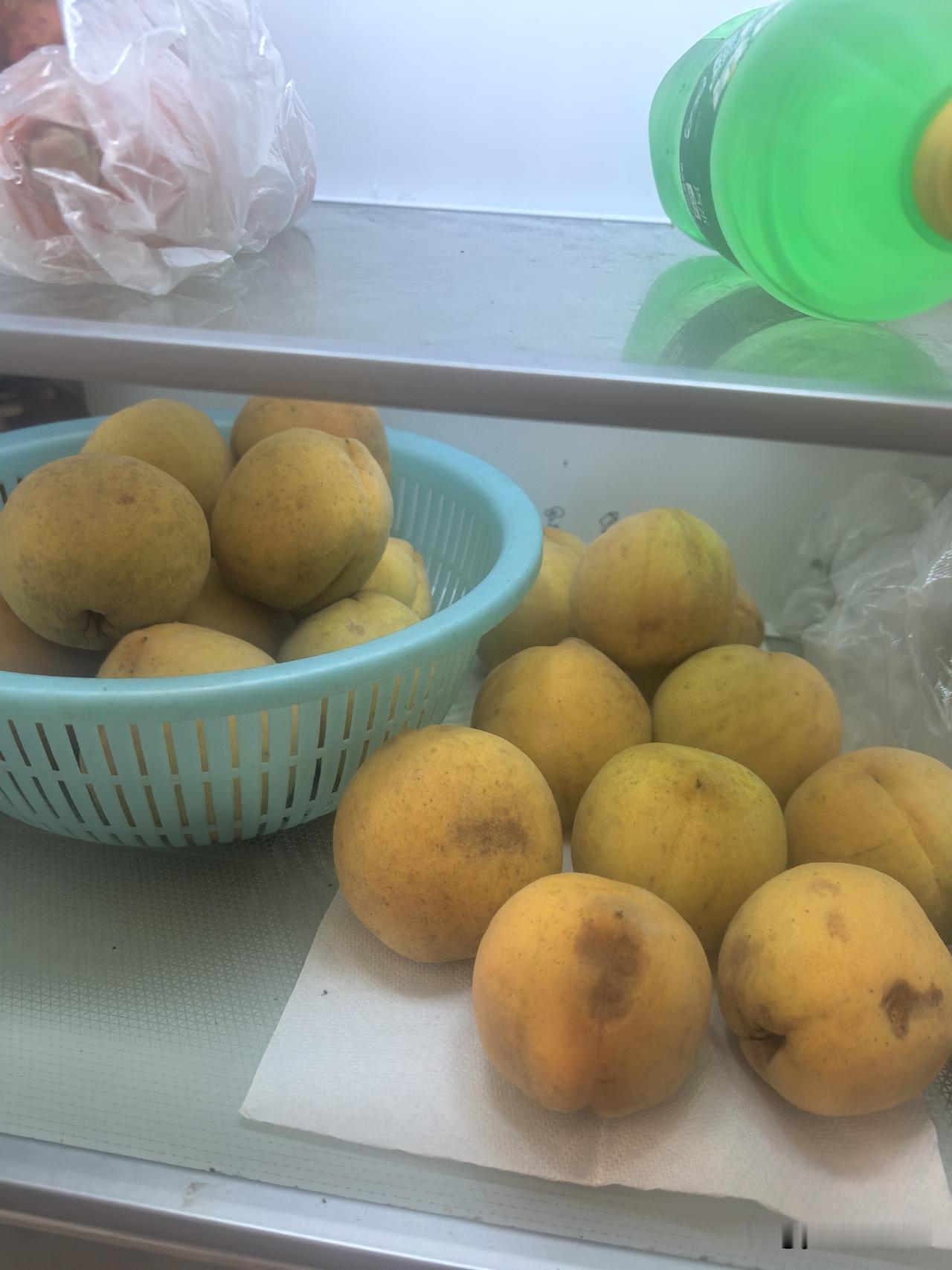 吃不完，根本吃不完，有没有和我一样不喜欢吃桃子的