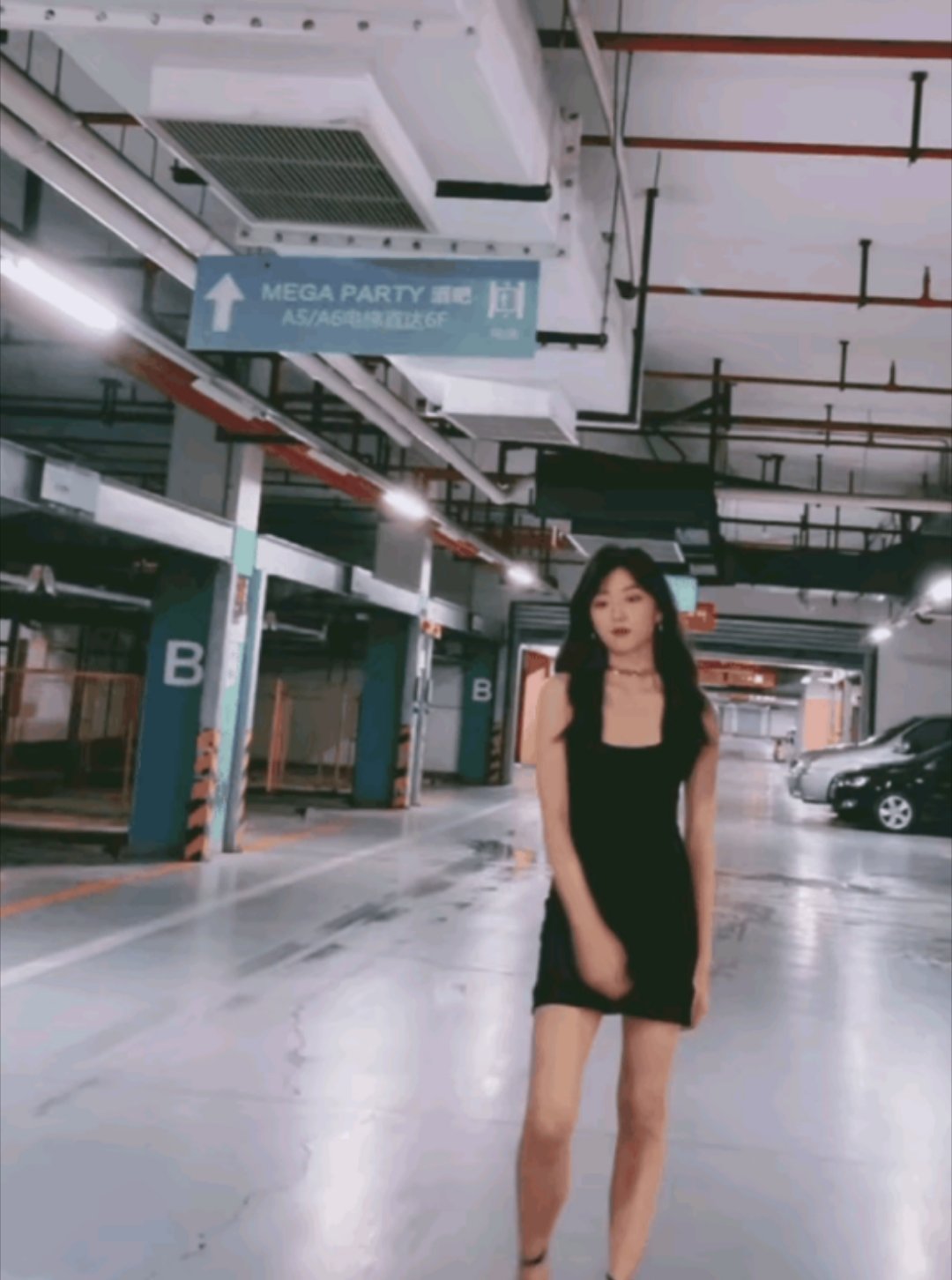 大长腿的孙千是有多美啊，这大长腿！ 