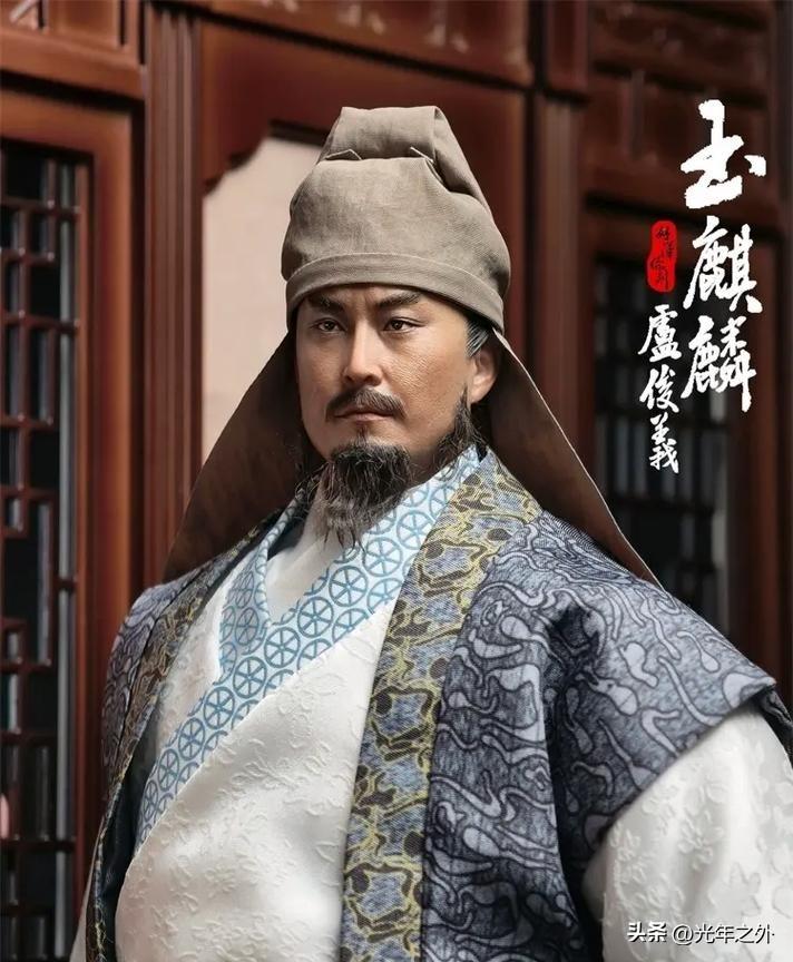 玉麒麟卢俊义，能不能在30回合之内打败豹子头林冲？
 
很多人一开口就说：那还用