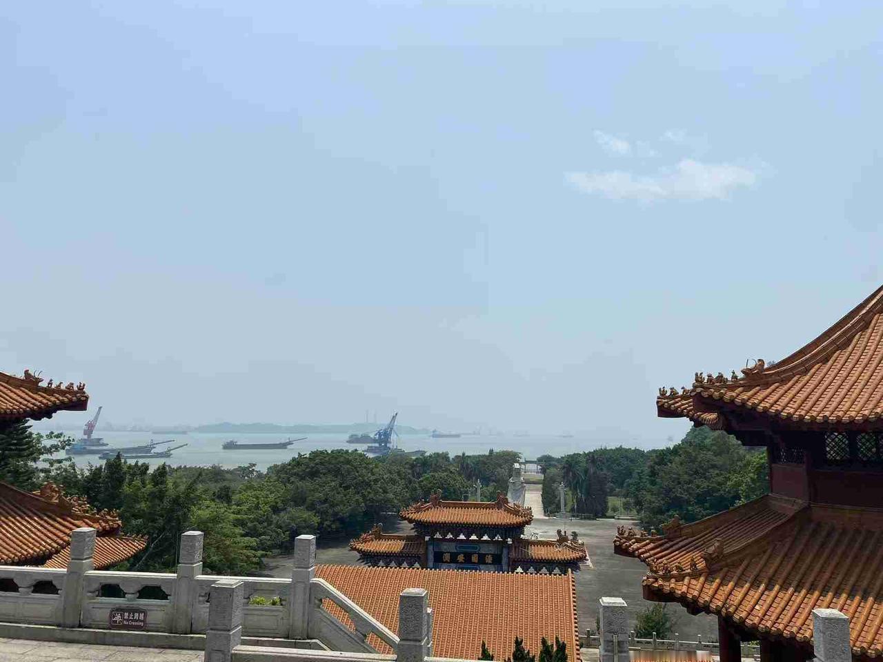 我的今日状态：🏝️旅行度假
我这里的天气：☀️晴天