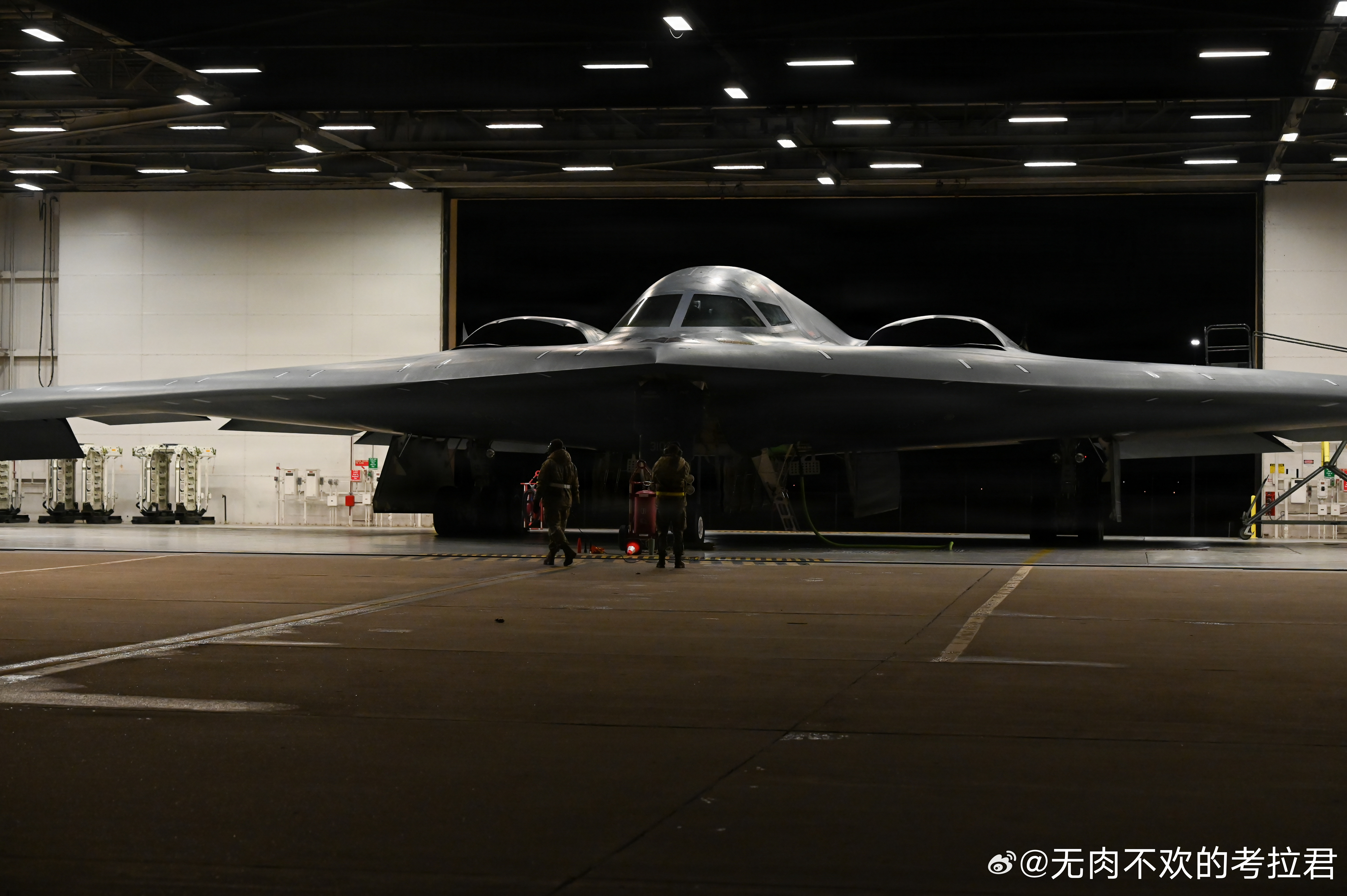 2026年3月17日，B-2在Operation Epic Fury行动中。 