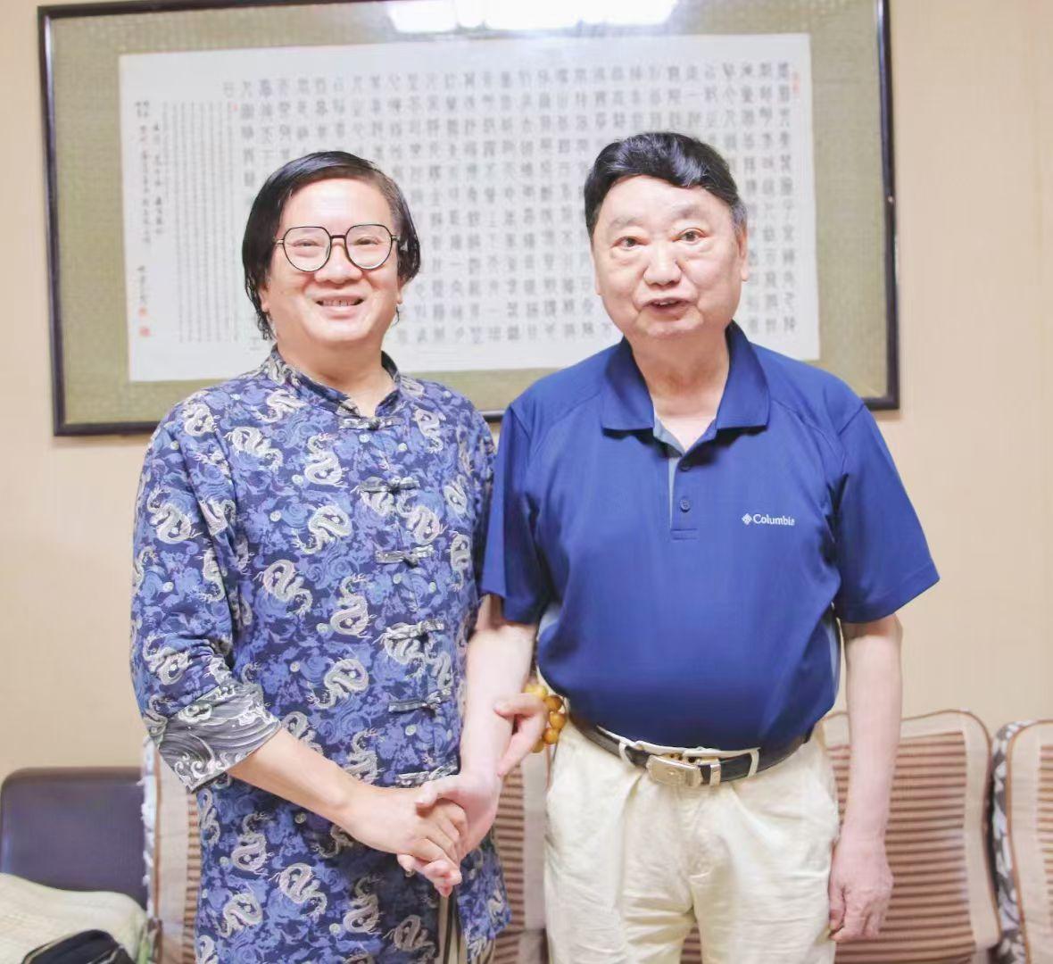 深切关心湘菜文化大师的成长

文/邓杰

在湘菜行业的传承脉络里，王墨泉先生是邓