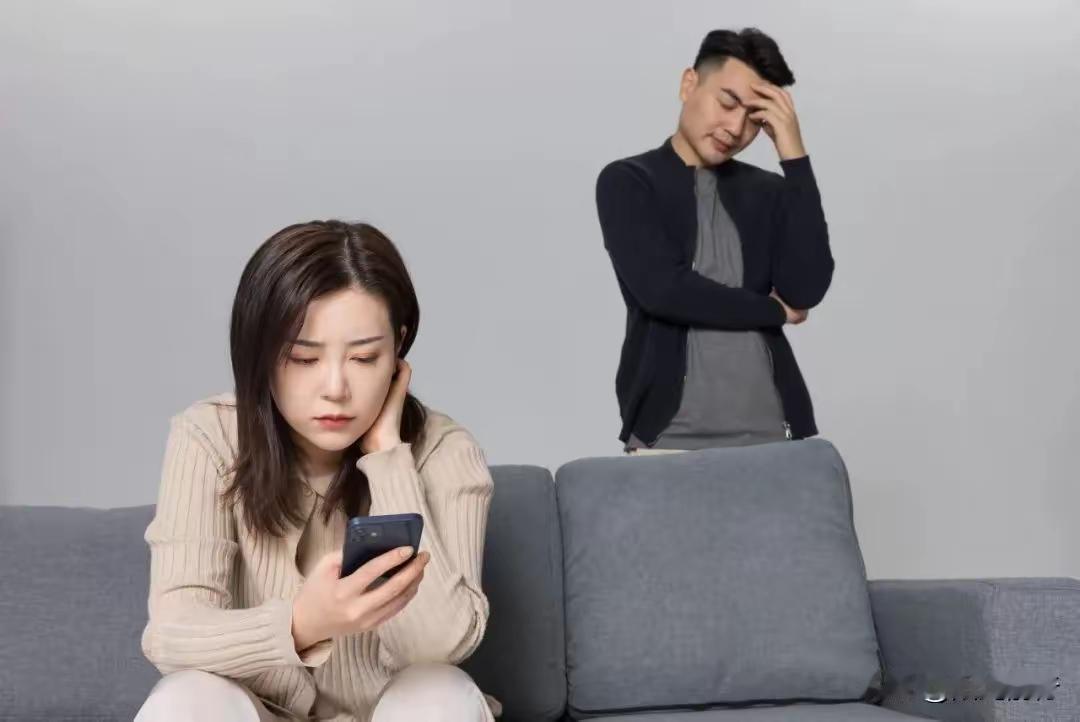 闺蜜爱上了我老公，我该怎么办面对这种情况，建议先冷静下来，不要冲动摊牌。重点观察