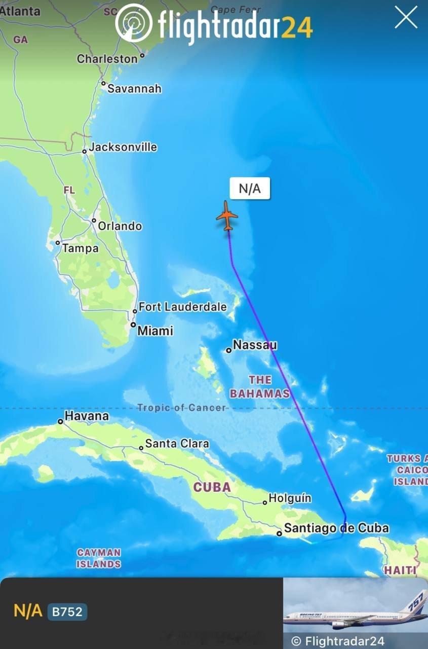 海外新鲜事 马杜罗被船只送往关塔那摩湾，随后被押上一架目前正飞往纽约地区的飞机。