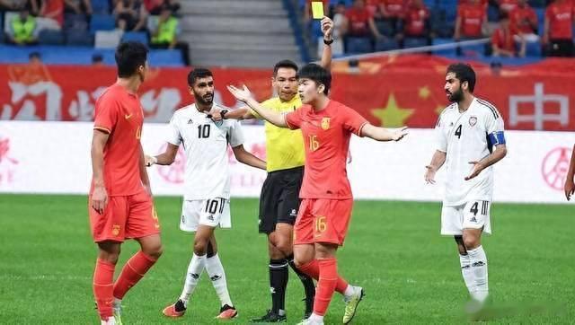 阿联酋上半场就已经2:0领先印度，中国U23又凉了。

盼着跟我们打得难解难分的