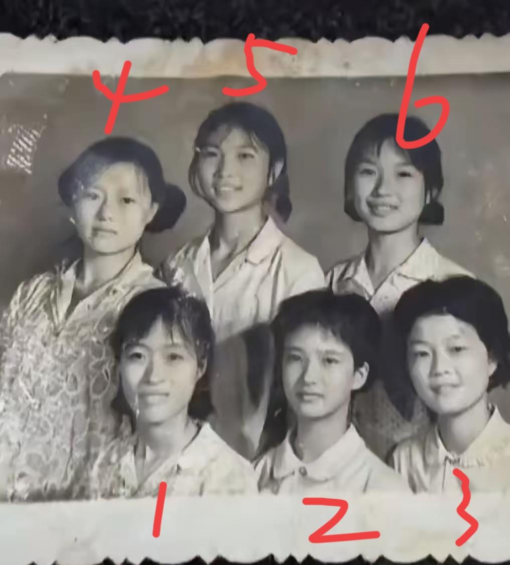 考眼力，几号是何晴？