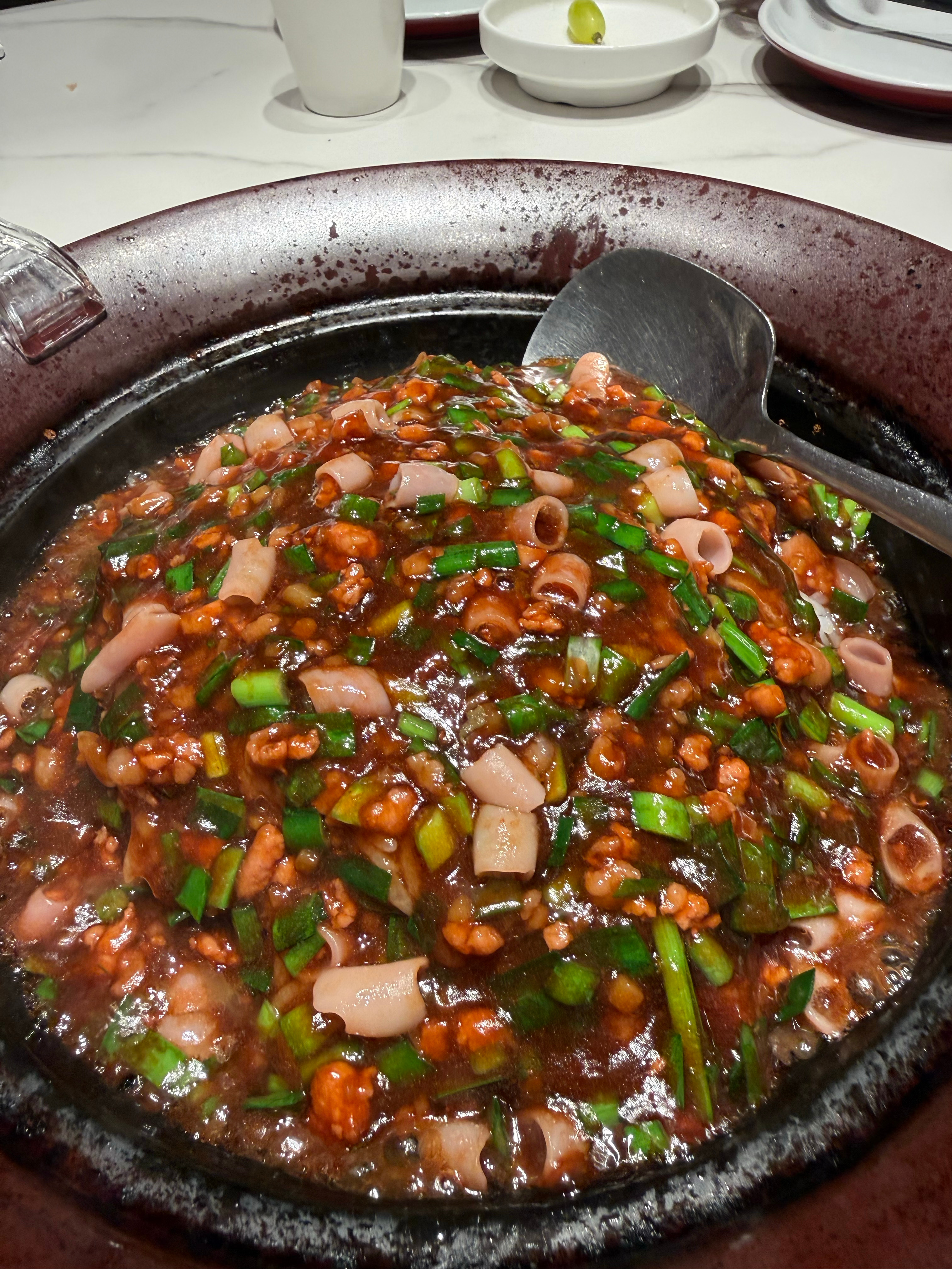 海肠捞饭还得吃烟台的。吃过一次已经不能接受其他海肠捞饭了。 北京