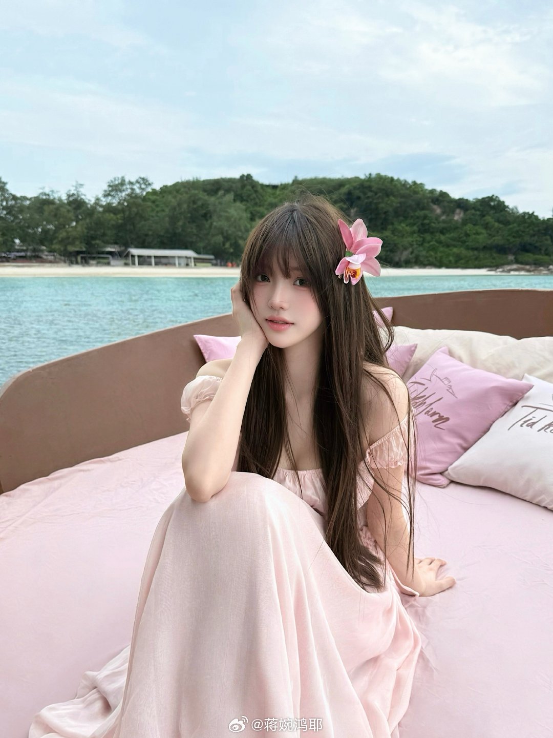 🚤🏖️☀️ Pattaya’s summer in full swing. 