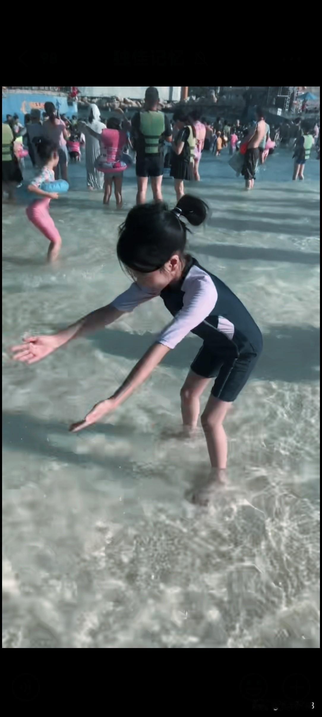 今天是12月15日，
2025年已经过去349天，还有16天马上要结束了。

时