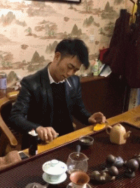 这个点烟放在电影世界里
高低得排个前三