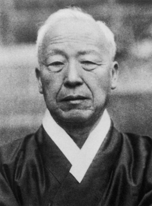 约1945年。李承晚返回韩国后倡导从日占解放出来的民众穿韩服恢复韩民族特征二拍摄