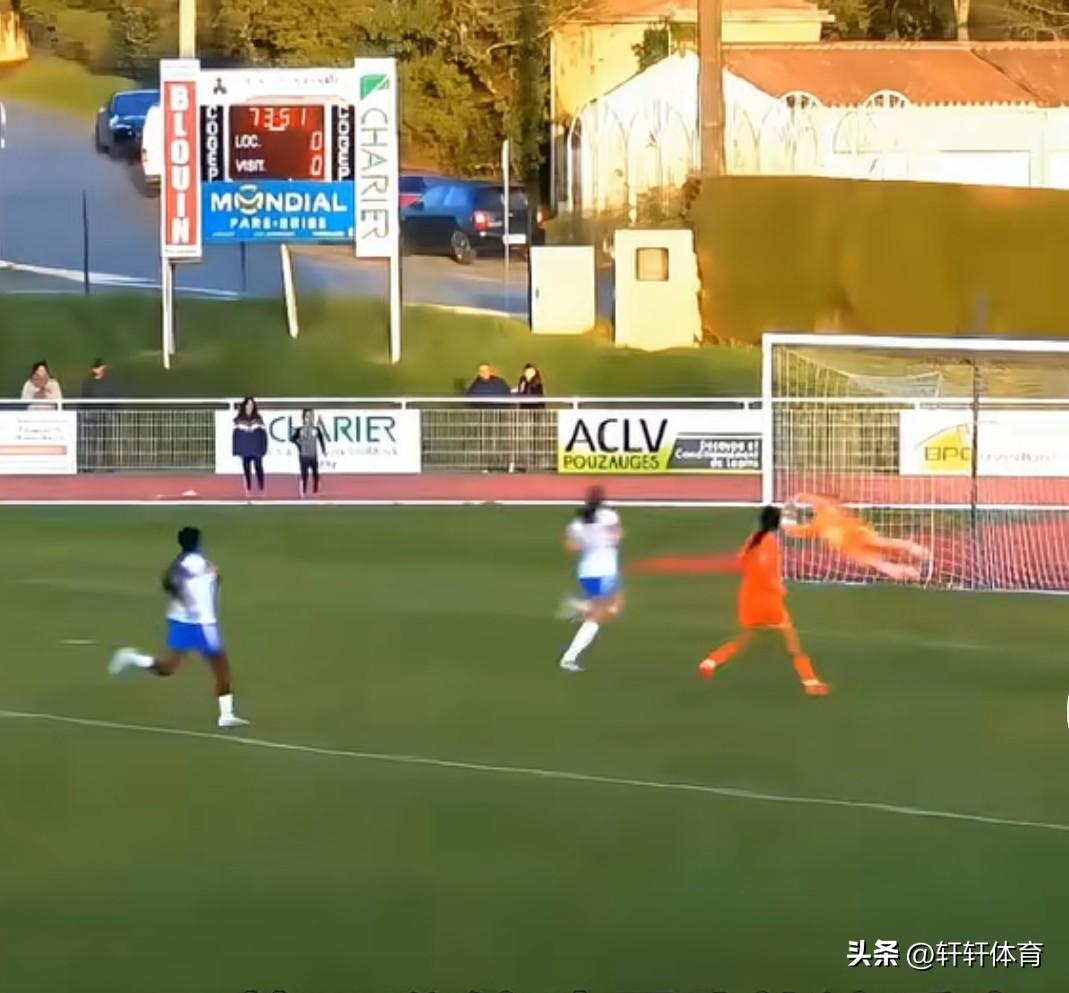真是年龄越小实力越恐怖，在今天凌晨结束的法国蒙太古杯A组首回合比赛中，中国U16