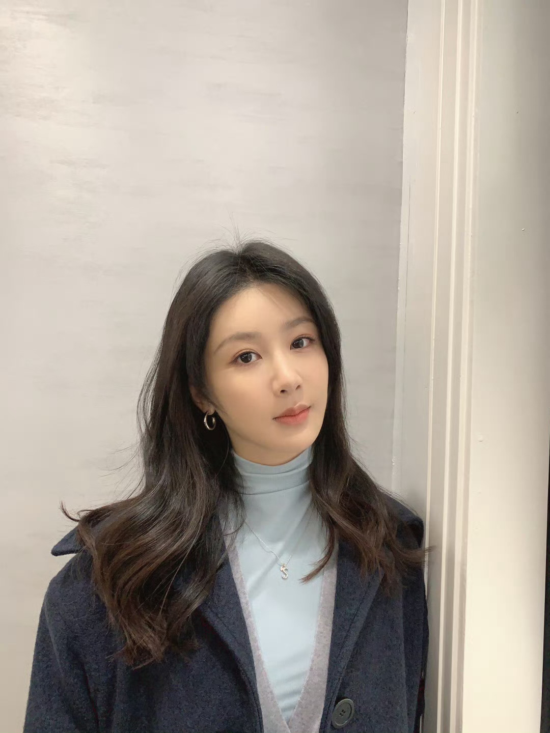 [心]#杨紫要久久爱# 对旎始于心动，终于白首，拥之则安，伴之则暖。​​​