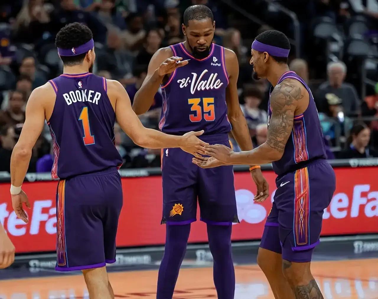 太阳132:107独行侠！豪取7连胜！本场比赛火药味十足杜兰特和东契奇互喷垃圾话