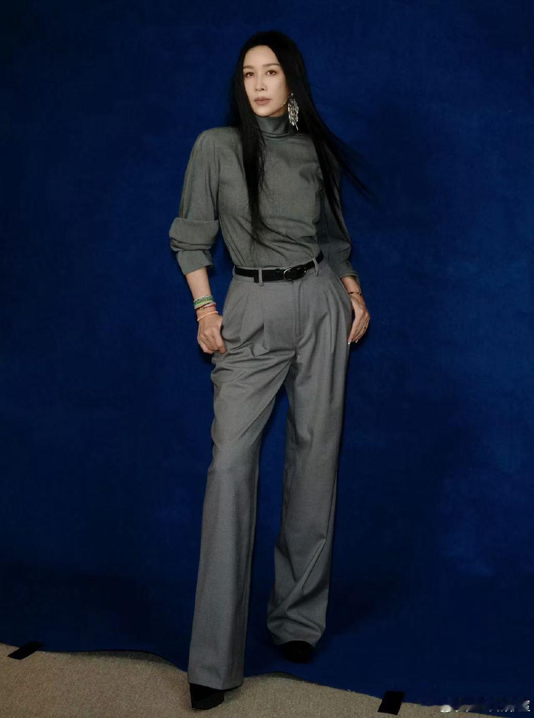 那英那英 你们叫妈妈的先闭嘴声鸣远扬笑到捶桌！那英点评秒变护崽老妈，被华晨宇调侃