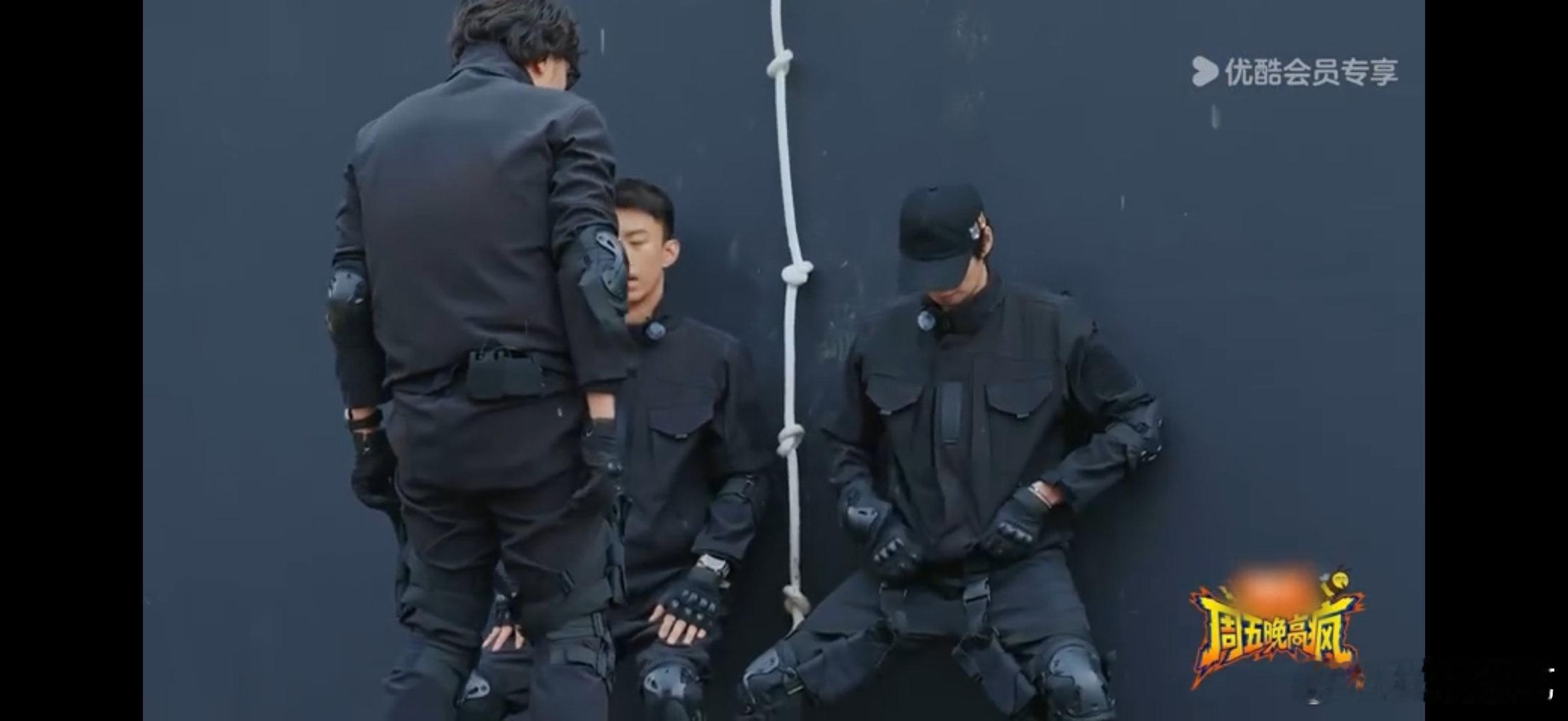 魏大勋付航等助力王传君周五晚高疯简单的以肩为梯，不简单的情谊，全员合力，一起奔赴