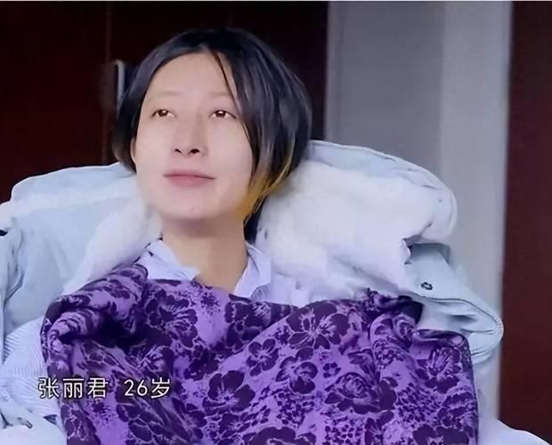 2015年，上海女博士怀孕5个月查出癌症，婆婆当场卖掉价值300万的婚房，飞回老