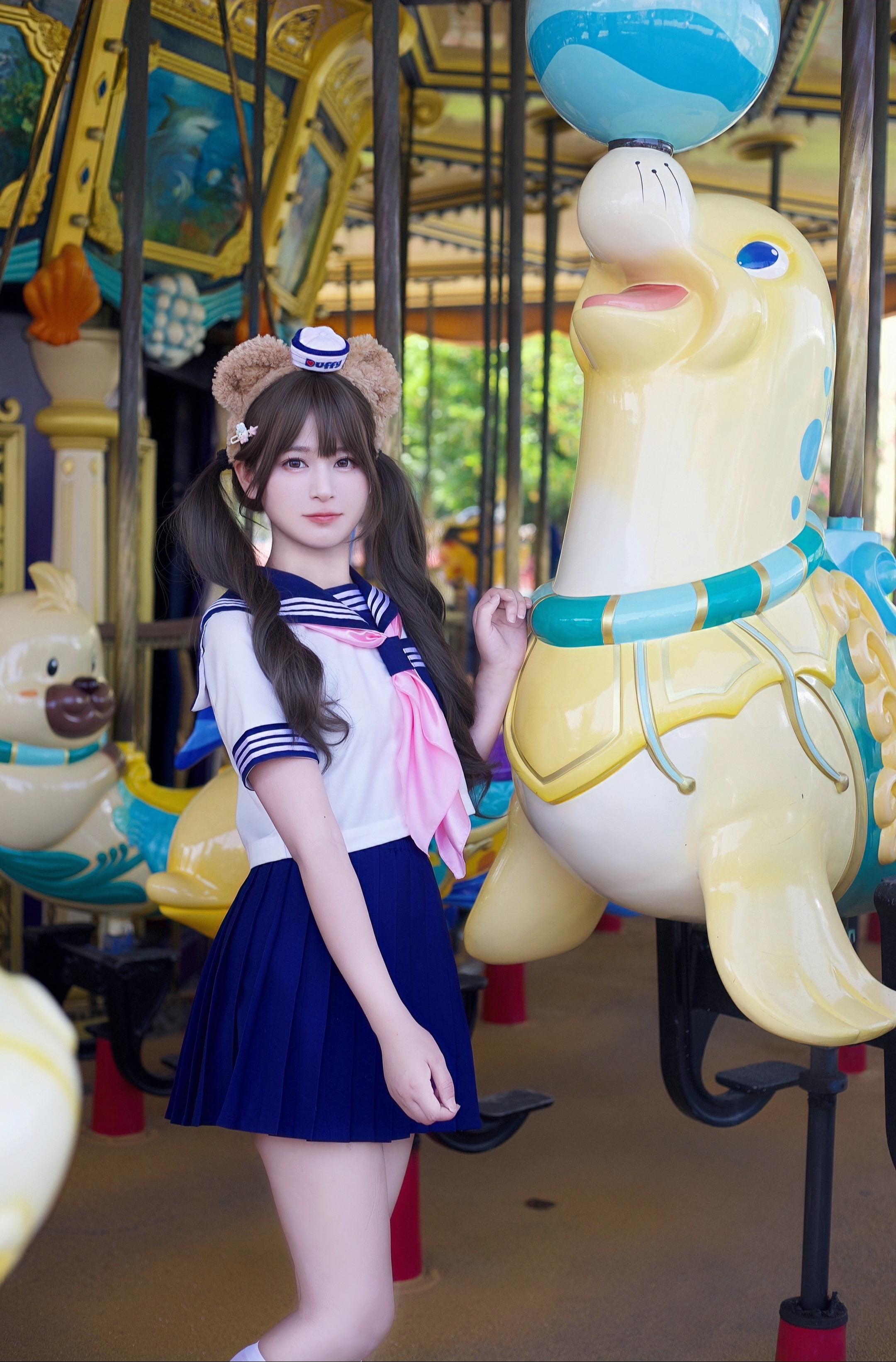 一年没洗澡了 非常粘人