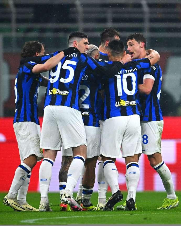 国家德比那场，我们是赢了球，但那一场本可以拿下的更稳妥点，结果却在多打一人情况下