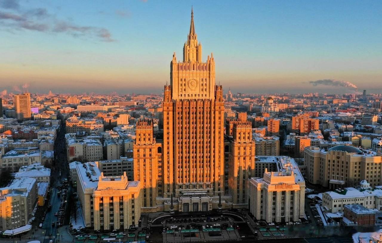 🇷🇺🇹🇭🇺🇸⚡️ 俄罗斯外交部提醒俄罗斯公民在前往泰国时务必谨慎，称