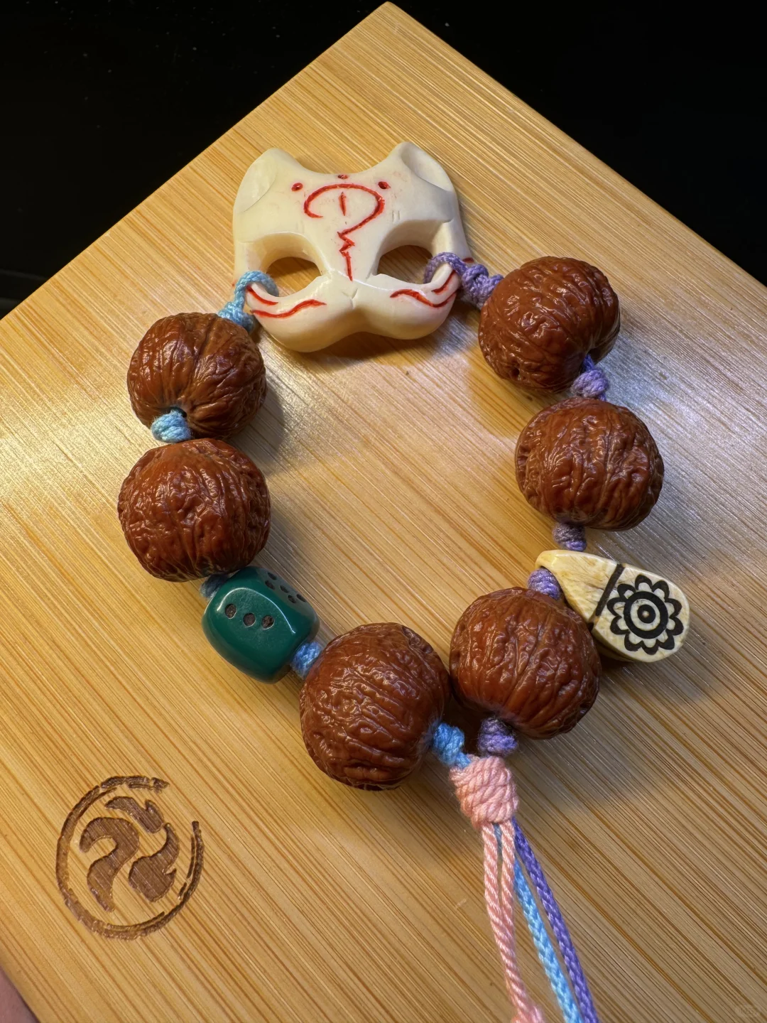 哦豁！学会了一种传新的手串编法！📿