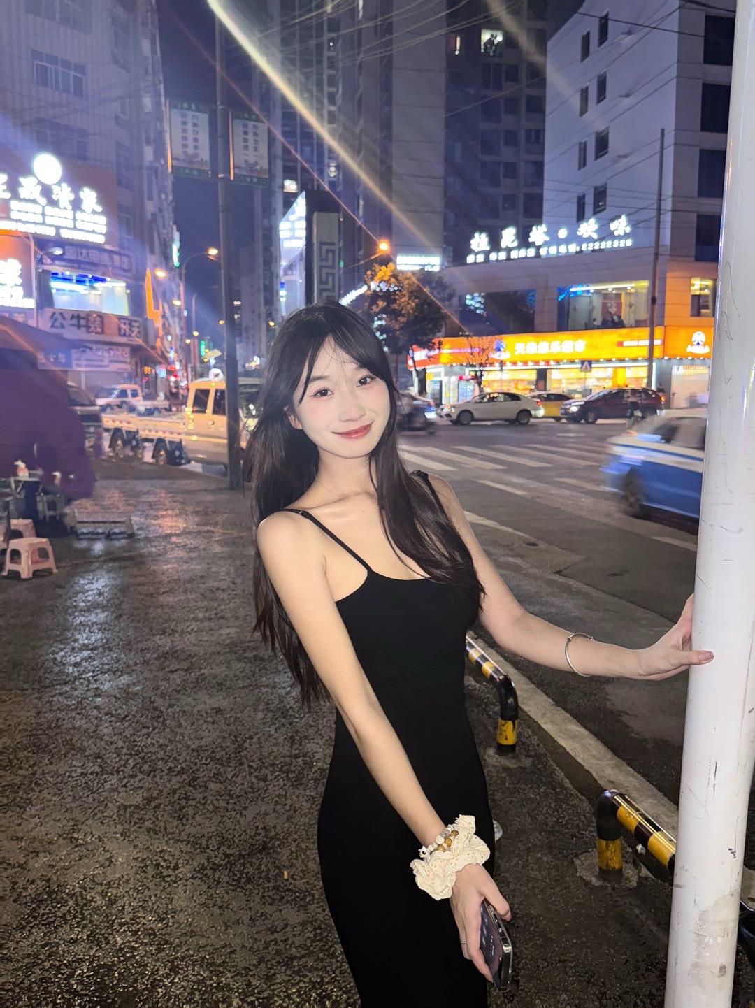 街拍小姐姐穿搭秀 清纯甜美