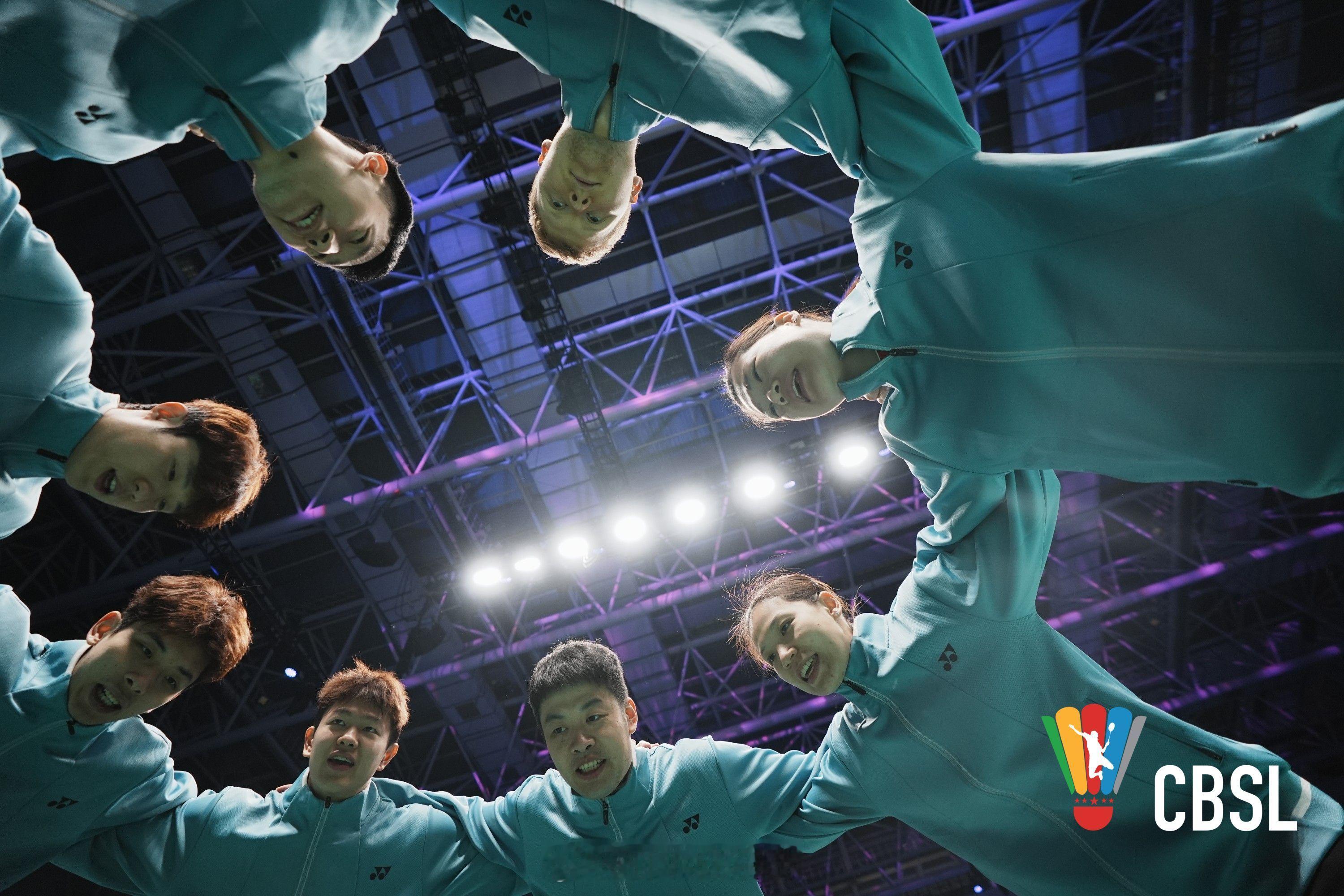 厦门银行率先晋级羽超决赛羽超半决赛：厦门银行 3-0 浙江竞体羽超联赛