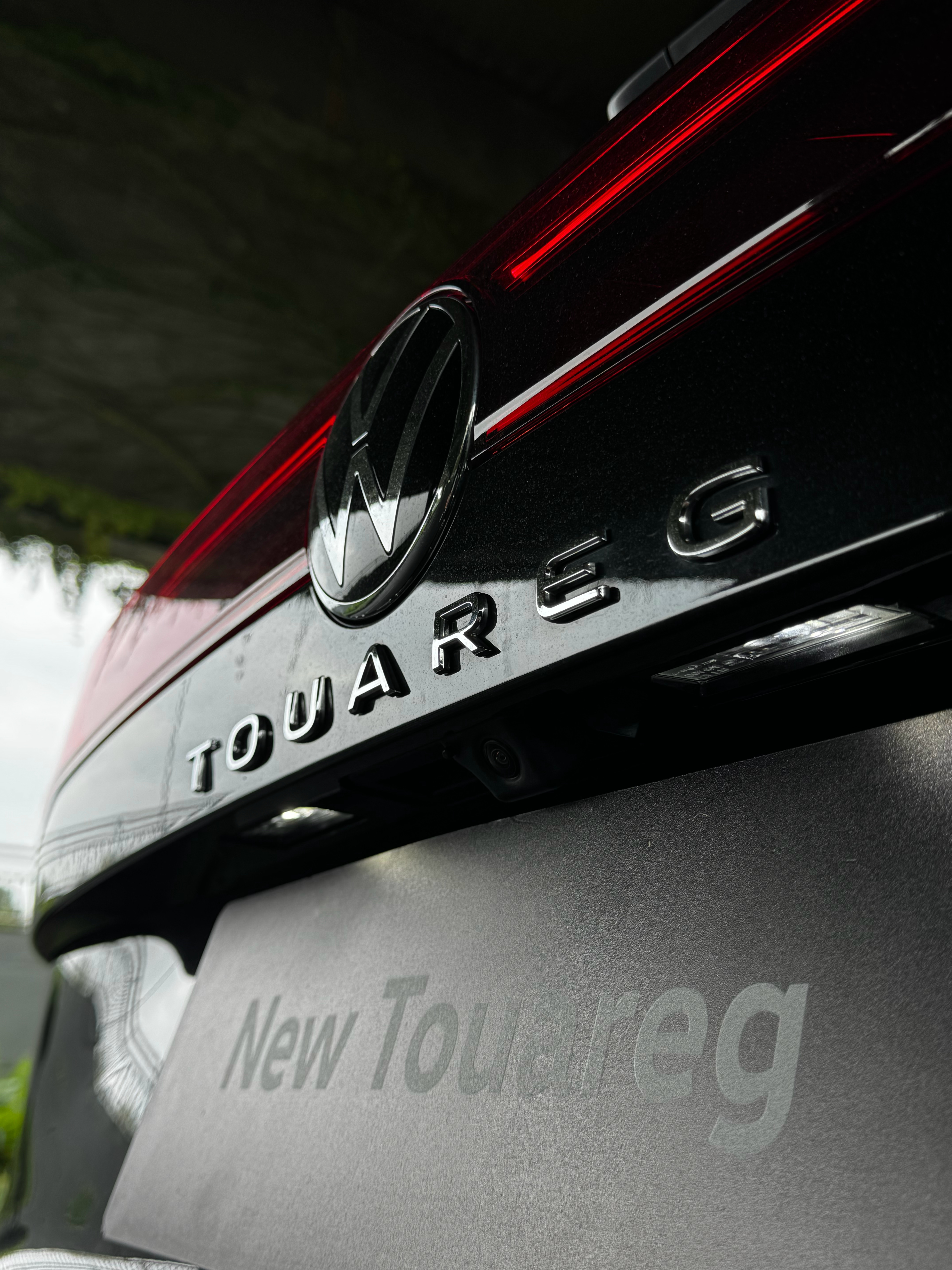 碰巧开了下3.5代的途锐2.0，突然觉得途锐停产一点都不可惜，这一批车赶紧卖完，