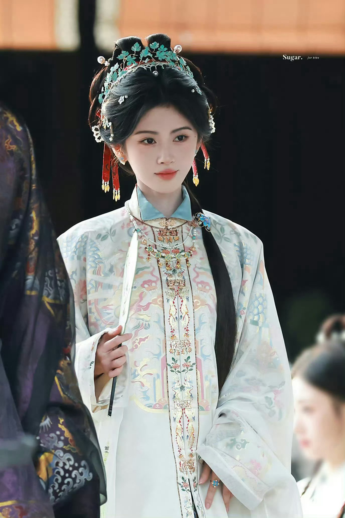 鞠婧祎鞠婧祎苏绿夏 造型多样快穿无限流的《万花世界》敬请期待鞠婧祎可塑性好强！ 