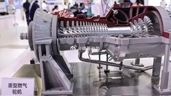 AI算力爆发催生巨量电力需求，美国电网扩容滞后、供电稳定性不足，现场发电/自备电