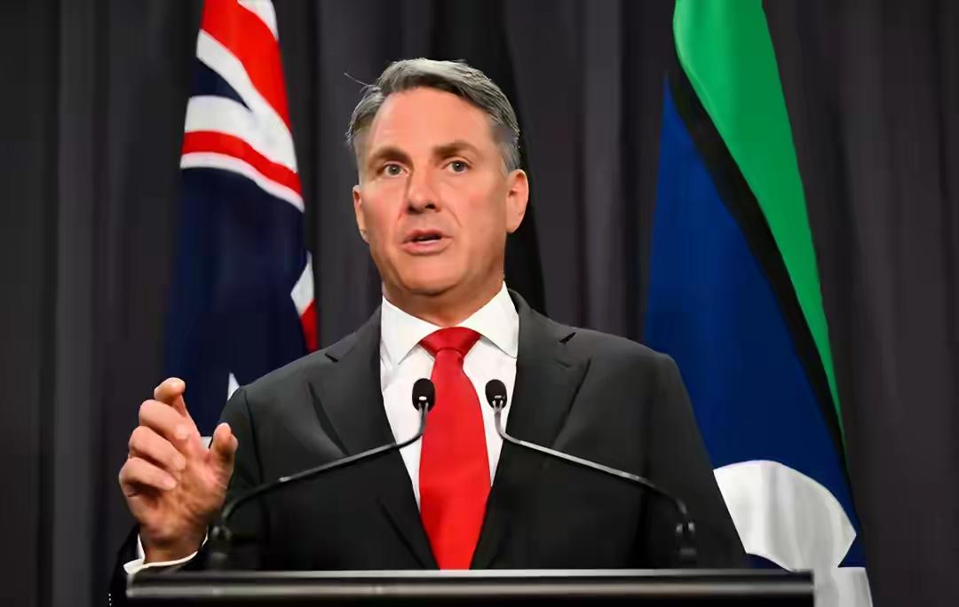 日战机被中方雷达锁定，澳防长访日力挺日本