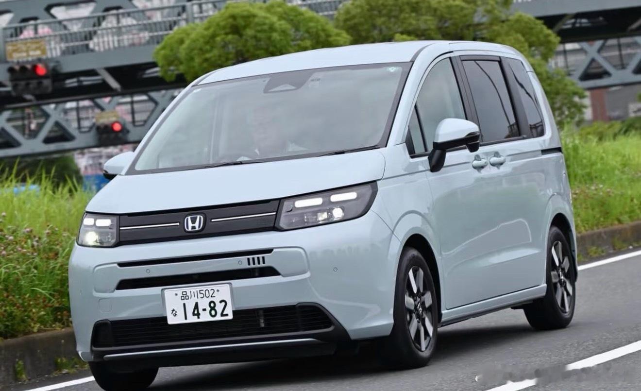 前杠上面的四个小孔是做什么用的？ 