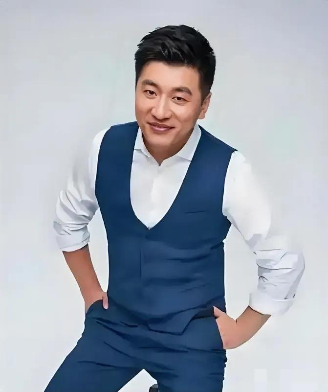 张雪峰有一句话说的特别好：”小学淘汰的是不读书的孩子，初中淘汰的是不努力的孩子，