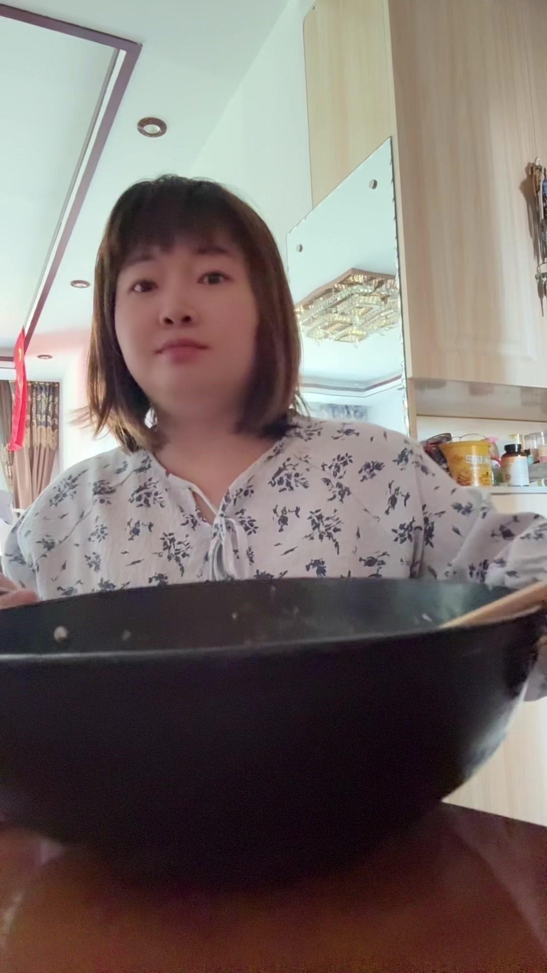 🍚一个人做饭也能“躺平”？这懒人的“大容量做饭锅”爱了！

一个人做饭总嫌小锅