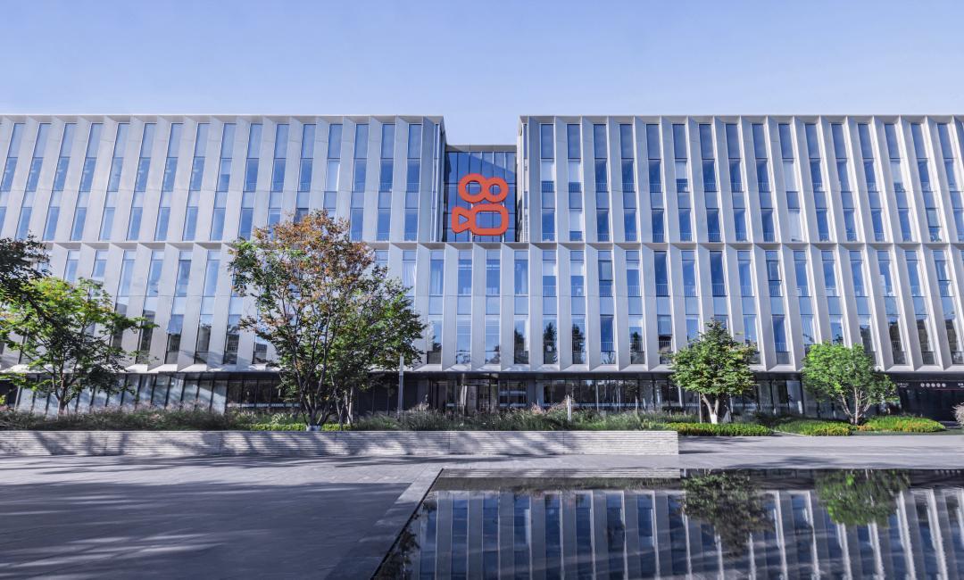 天眼查信息显示，快手近期在江苏淮安成立“淮安观云信息技术有限公司”，注册资本10