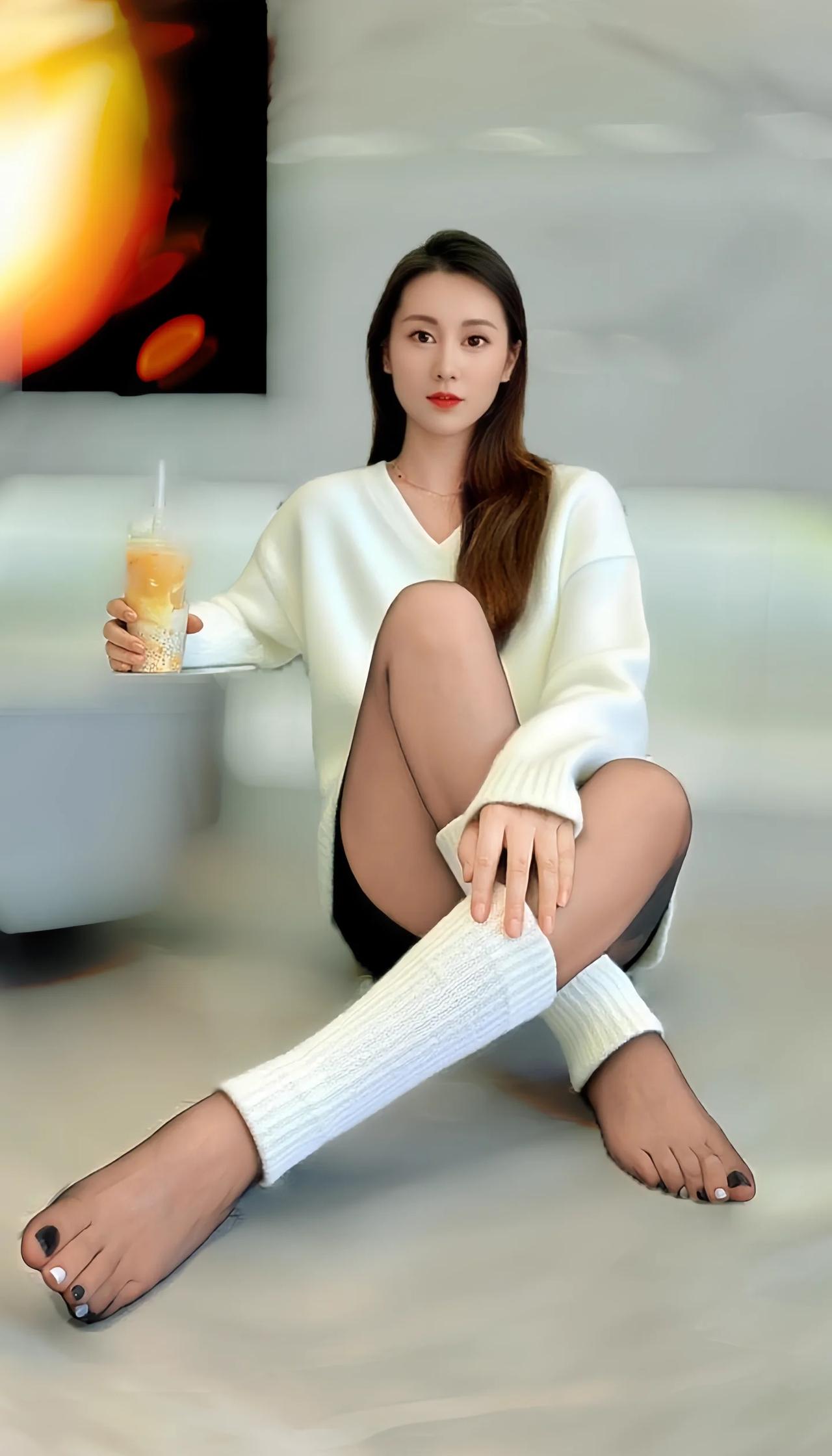 26年第一场雨！
清明时节雨纷纷  果然没说错！一早晨就下雨了每日穿搭 ootd