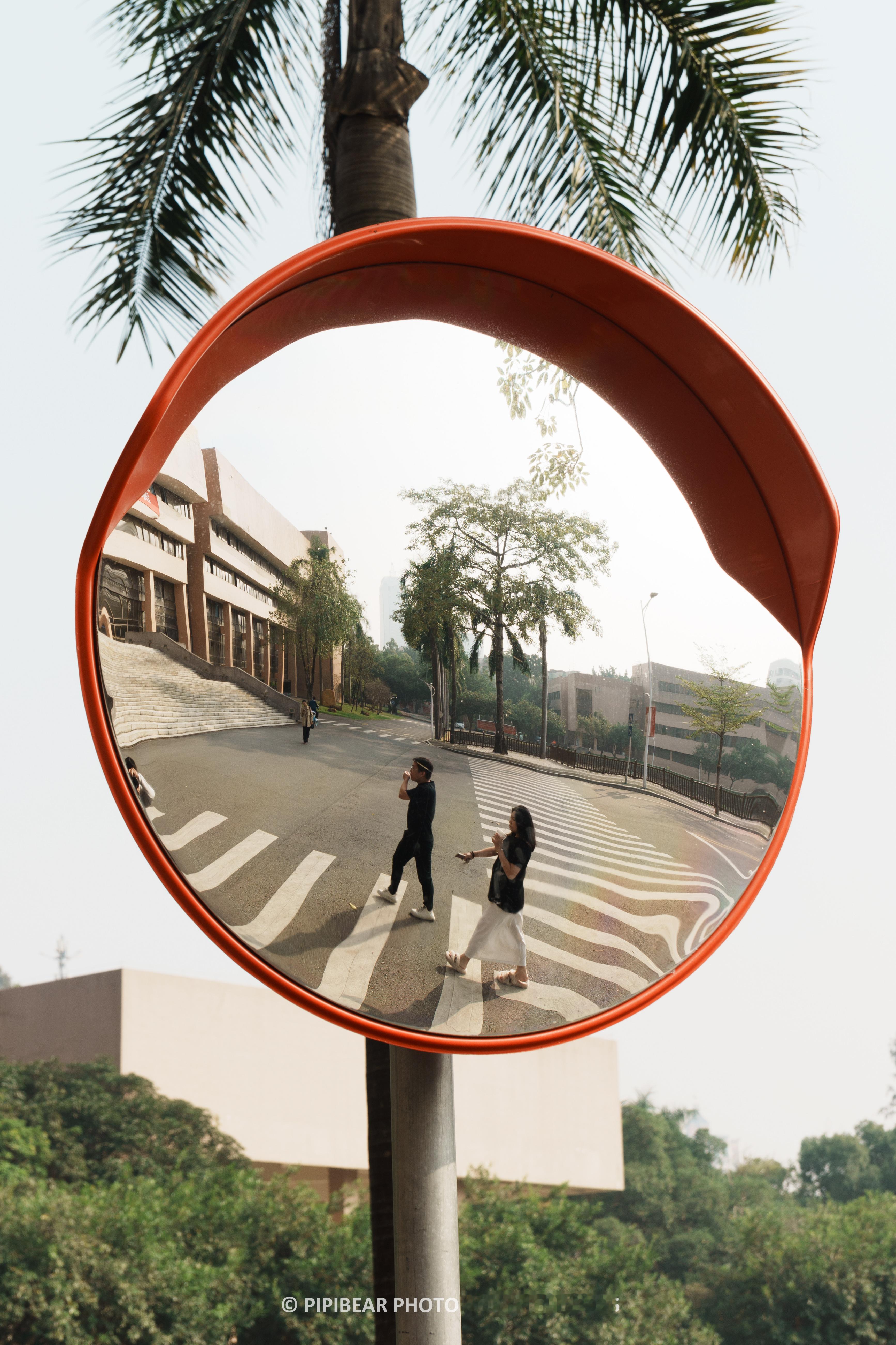 在镜头的背后 是我与影子的对话 