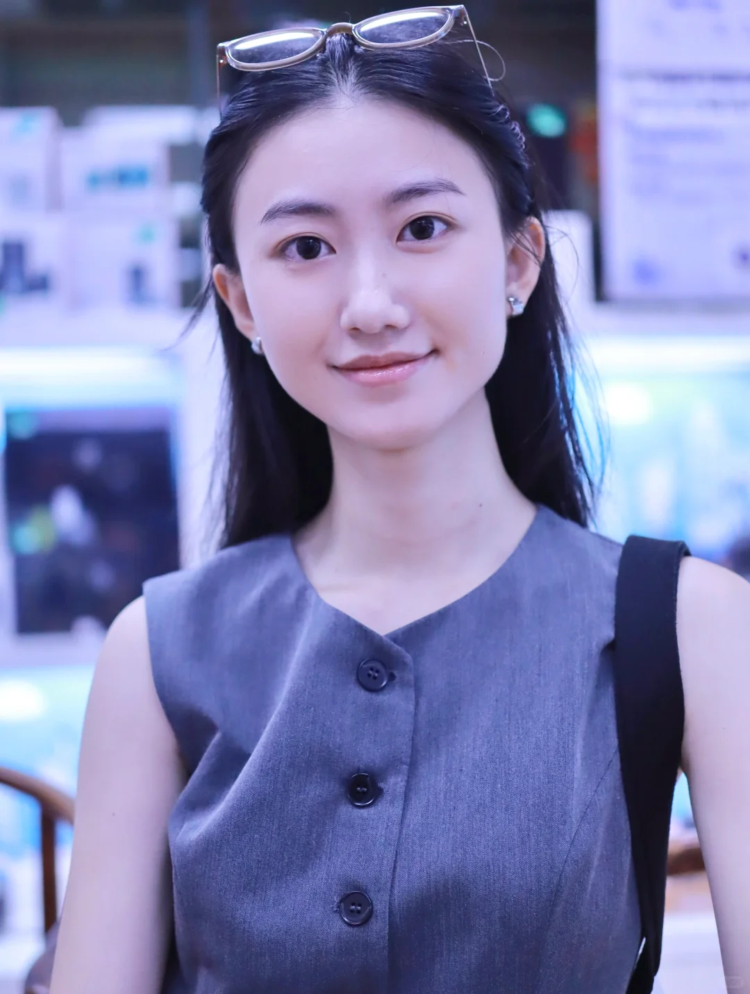 很后悔送你去香港留学，一辈子就这么毁了。
