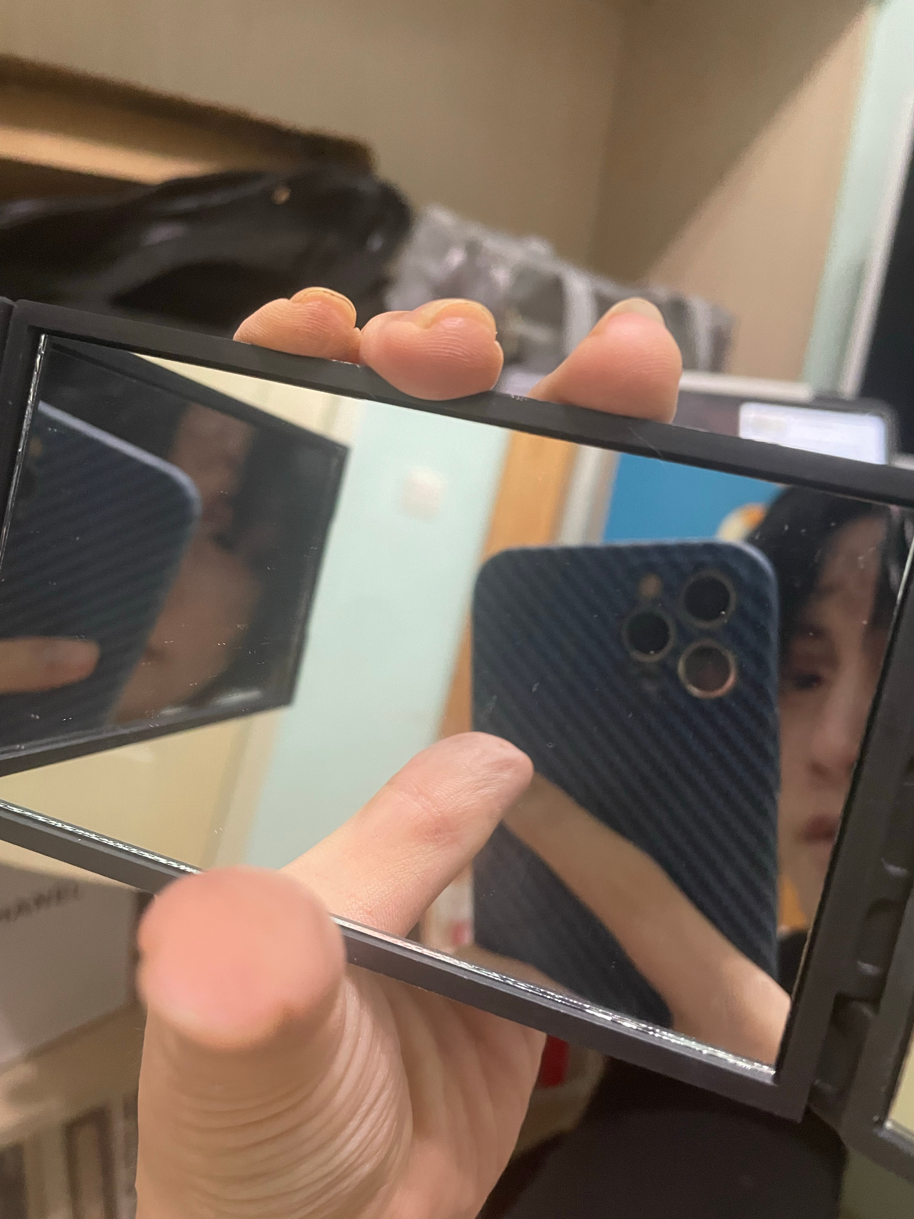 浅浅研究出krr的妆容但看起来像性功能很好的样子至少不像飞坦了我觉得我成功了至少