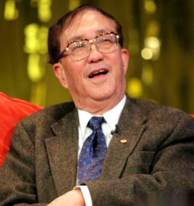 大导演谢晋，拍《芙蓉镇》那个，他家最后一个孩子，也走了。
这个女儿叫谢庆庆，在工