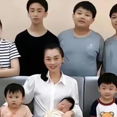 真的太敢了！打工妹嫁北大才子，13年狂生7个娃，

还扬言要生老八，最后丈夫直接